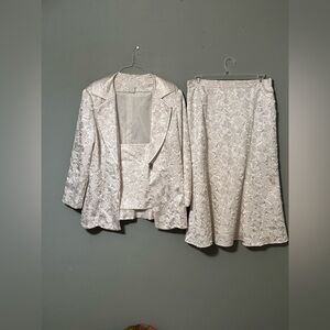 Elegant Cream Brocade Skirt Set